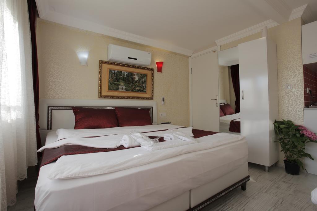 Taksim Brand Suite Istanboel Buitenkant foto