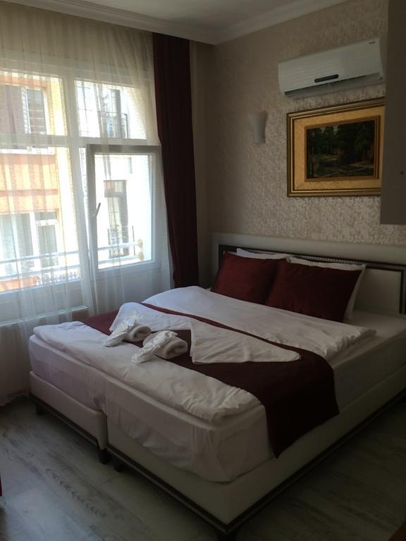 Taksim Brand Suite Istanboel Buitenkant foto