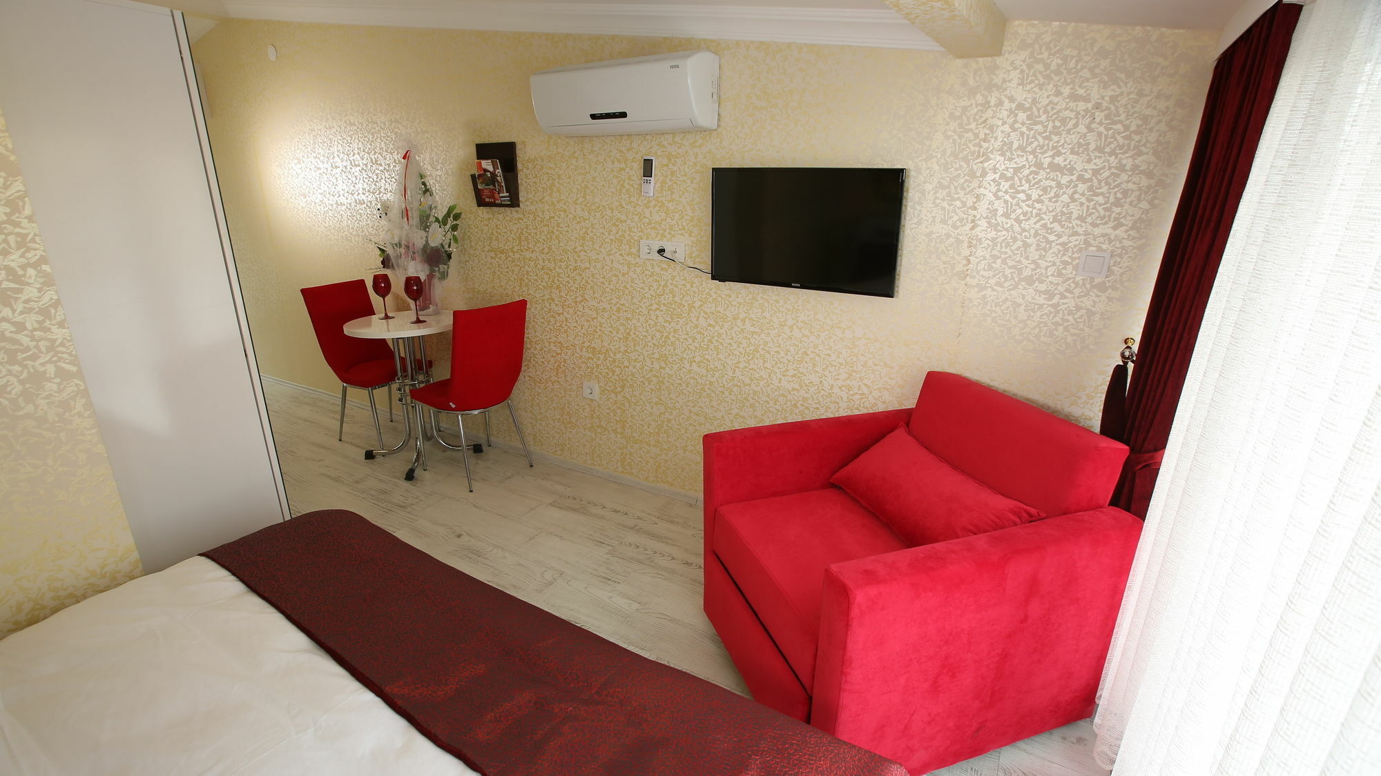 Taksim Brand Suite Istanboel Buitenkant foto