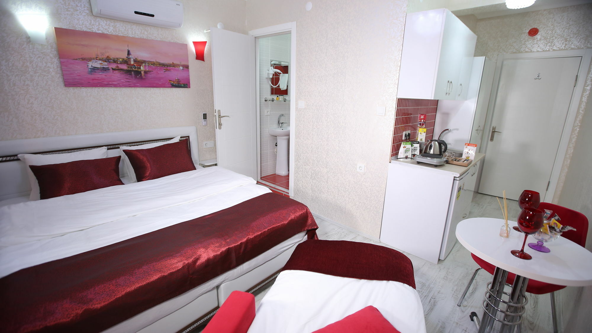 Taksim Brand Suite Istanboel Buitenkant foto