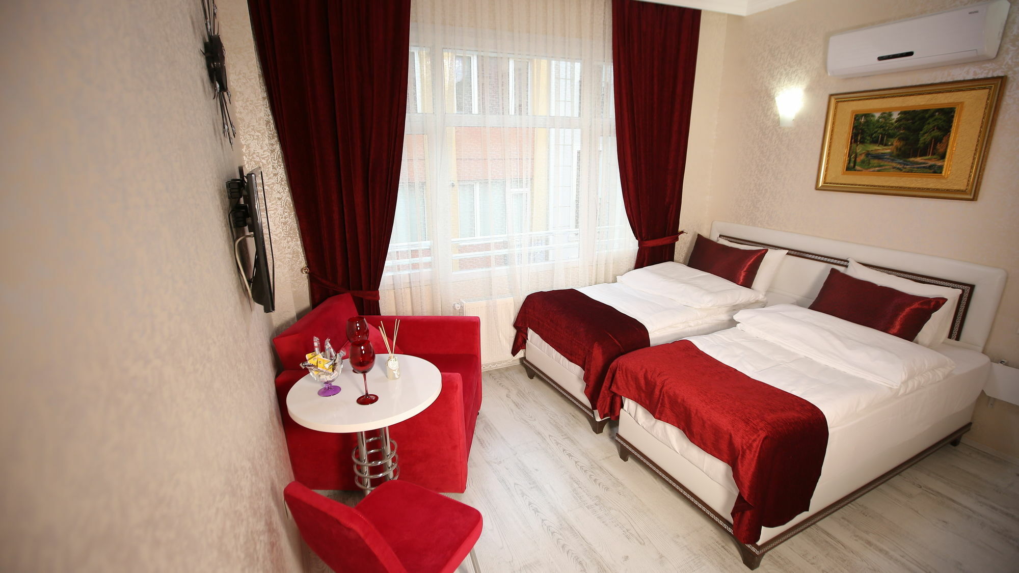 Taksim Brand Suite Istanboel Buitenkant foto