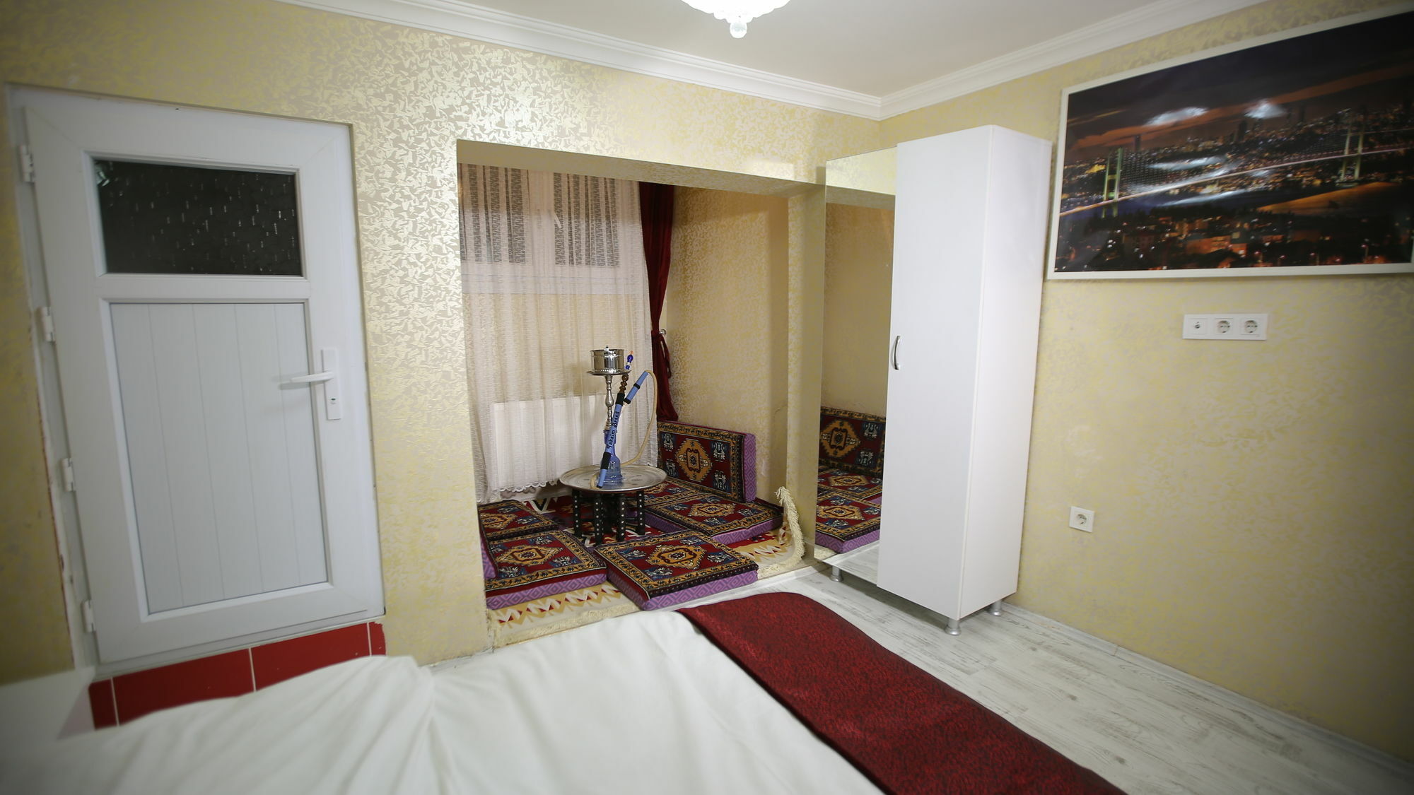 Taksim Brand Suite Istanboel Buitenkant foto