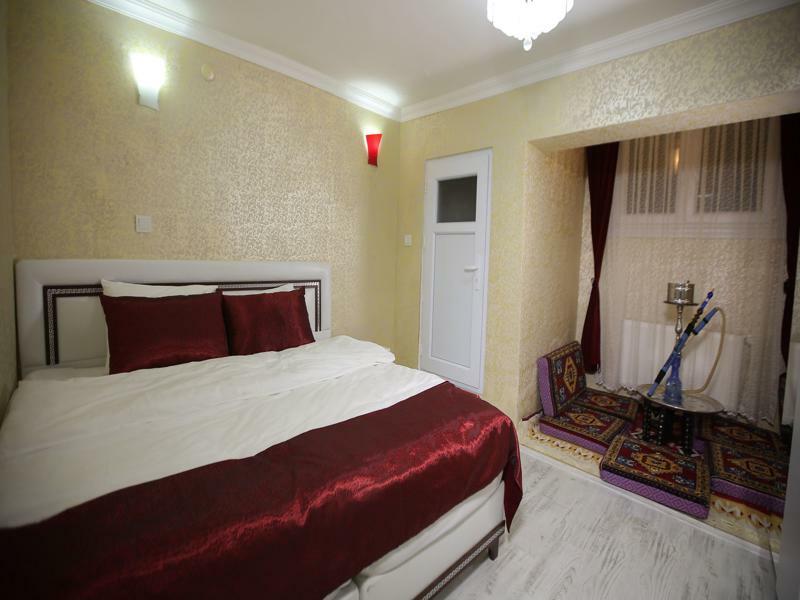 Taksim Brand Suite Istanboel Buitenkant foto