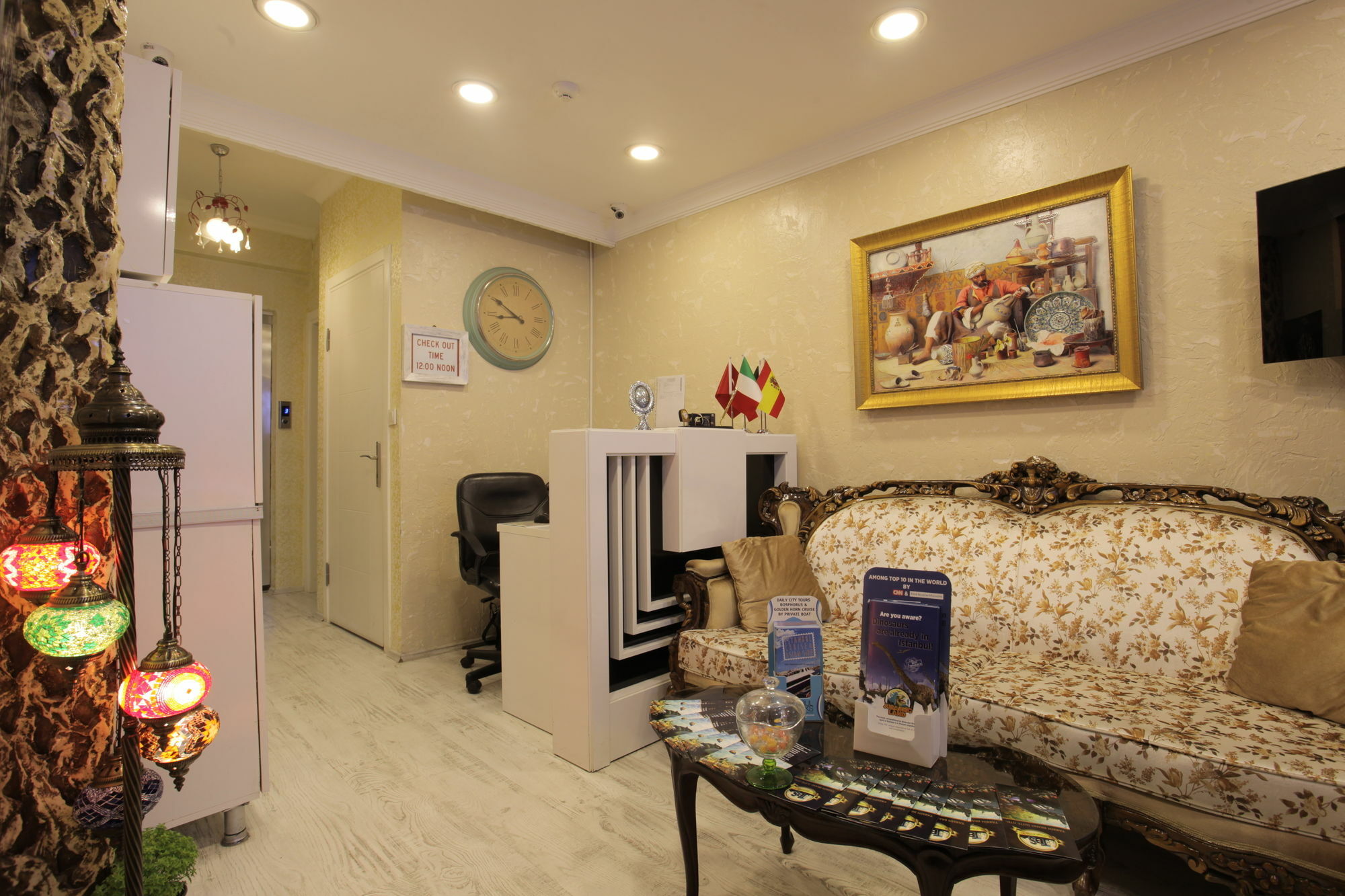 Taksim Brand Suite Istanboel Buitenkant foto