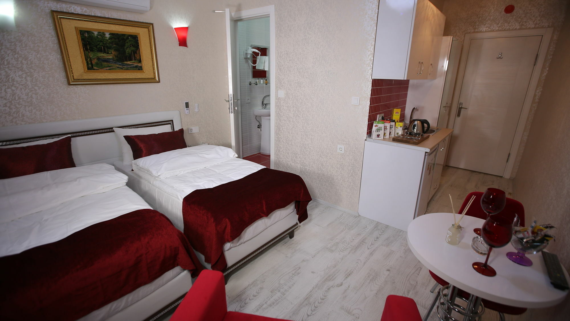 Taksim Brand Suite Istanboel Buitenkant foto