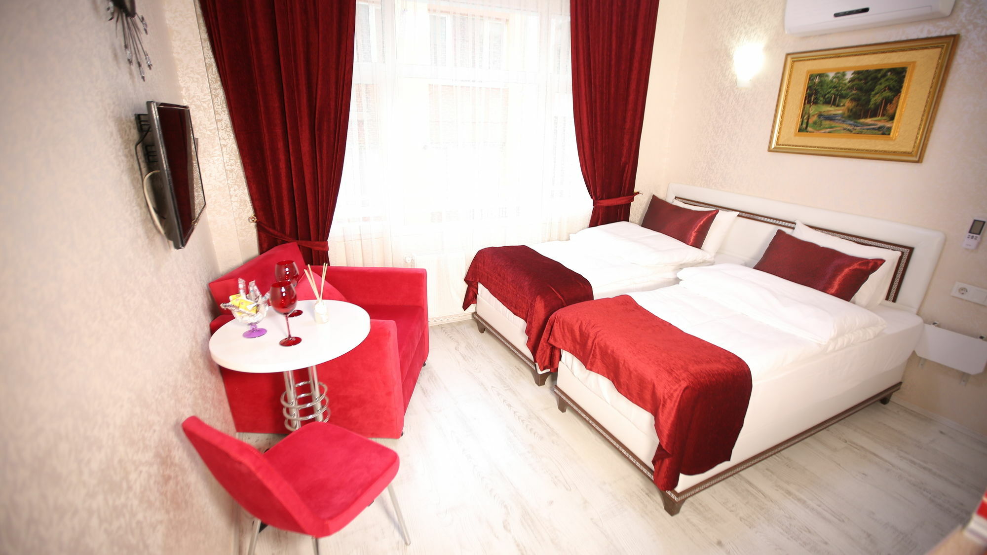 Taksim Brand Suite Istanboel Buitenkant foto