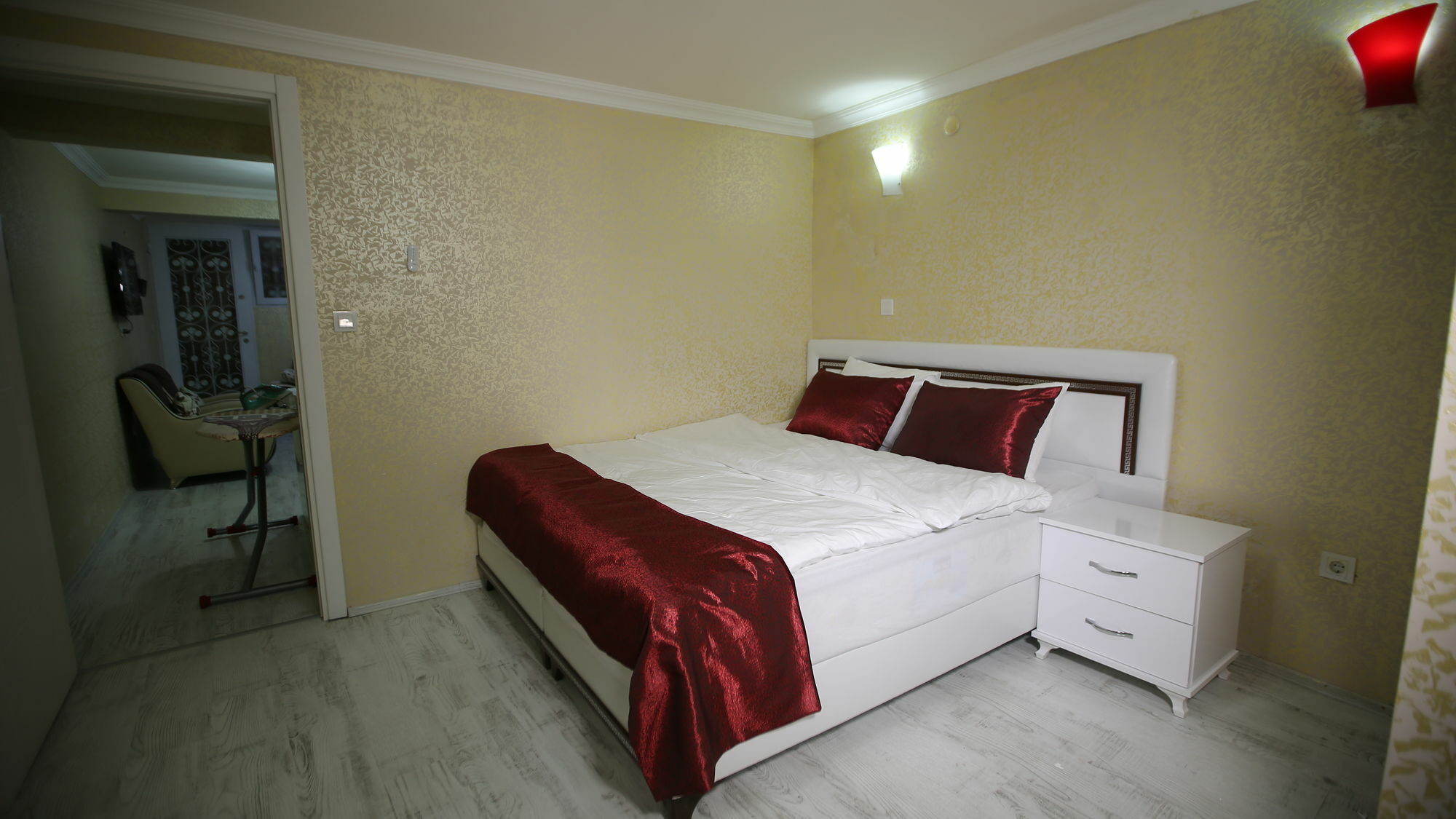 Taksim Brand Suite Istanboel Buitenkant foto